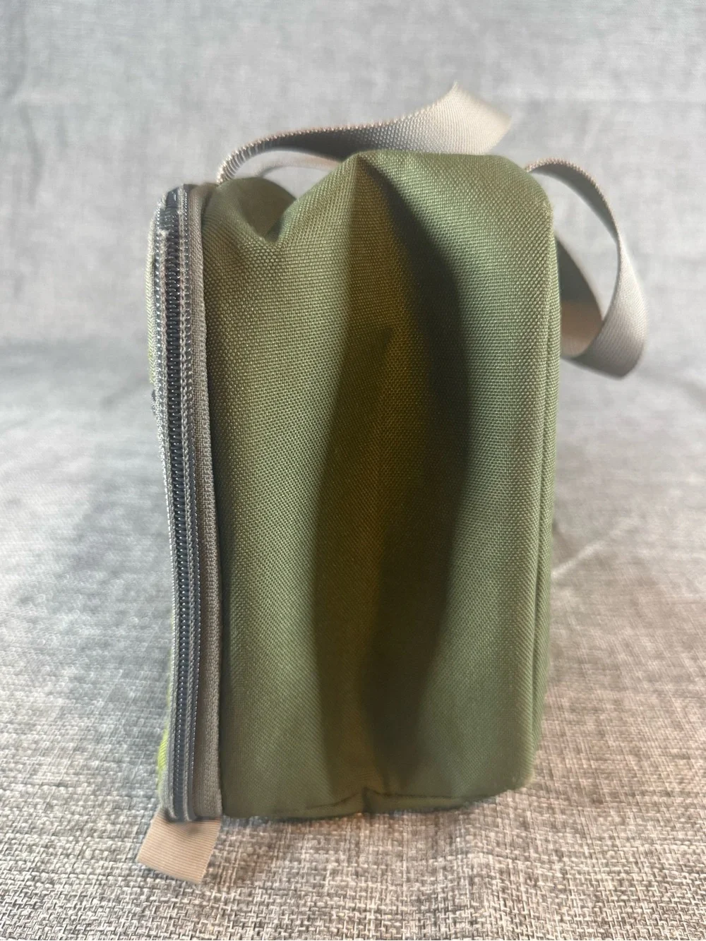 L.L. Bean Green Graphic Lunch Bag